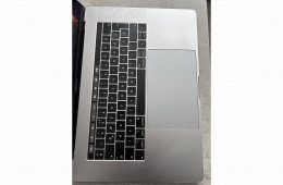 Macbook Pro 15” (2018)