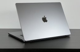 Apple MacBook Pro 16