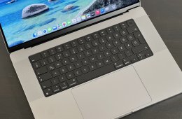 Apple MacBook Pro 16