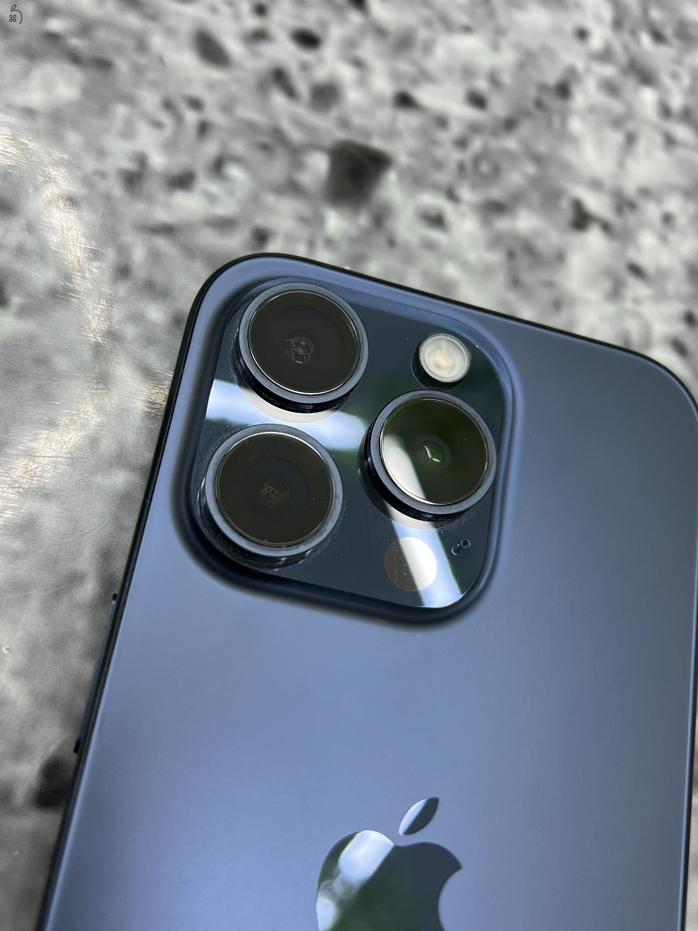 Eladó iphone 15 pro