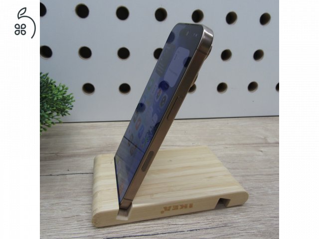 Apple iPhone 16 Pro 128GB Gold használt karcmentes 97% akku 293 ciklus Apple garancia 2027.02.28-ig