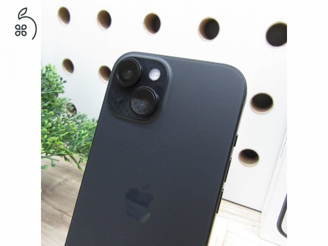 Apple iPhone 15 128GB Black használt szép állapot 100% akku 6 hónap garancia