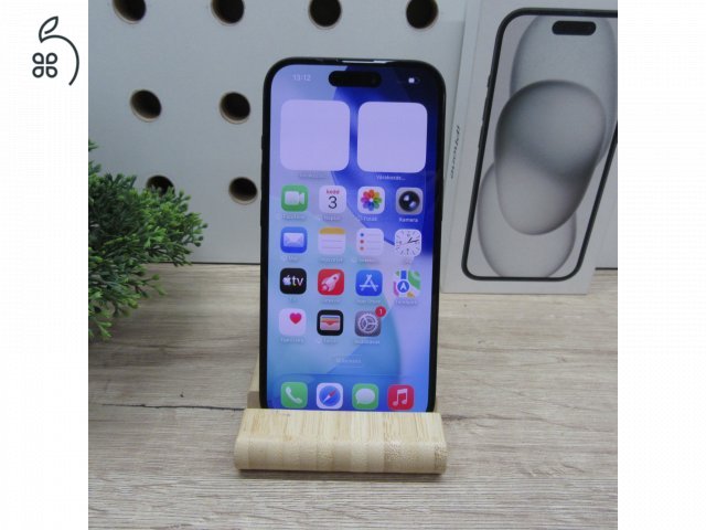 Apple iPhone 15 128GB Black használt szép állapot 100% akku 6 hónap garancia