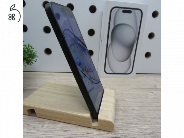 Apple iPhone 15 128GB Black használt szép állapot 100% akku 6 hónap garancia