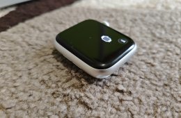 Apple Watch SE 44 2nd gen 97% akku