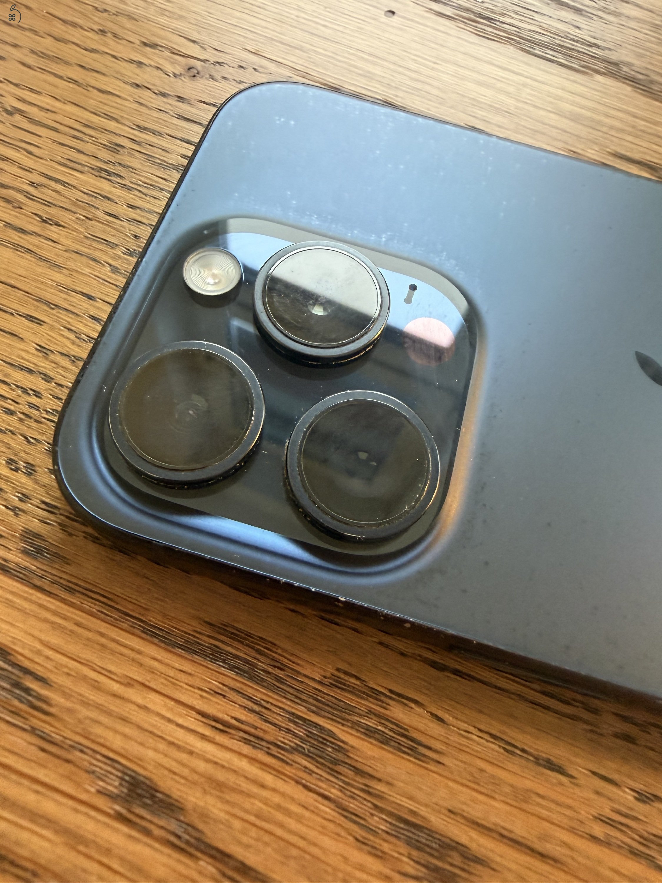 Eladó iPhone 15 Pro  - 256 GB - Blue Titanium színben - ajándék tokkal