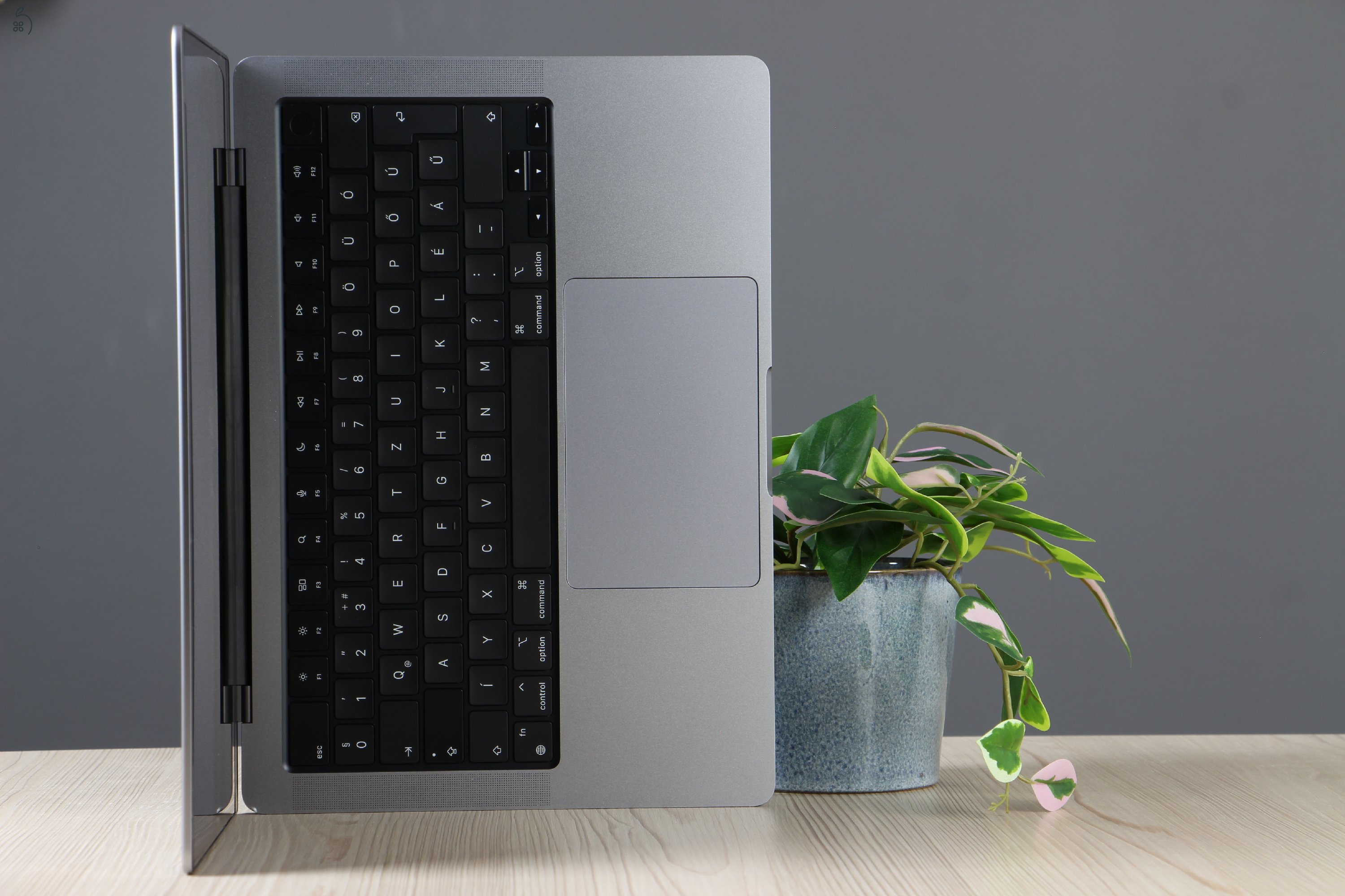 Apple Macbook Pro 14