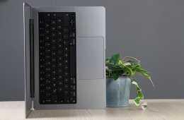 Apple Macbook Pro 14