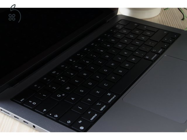 Apple Macbook Pro 14