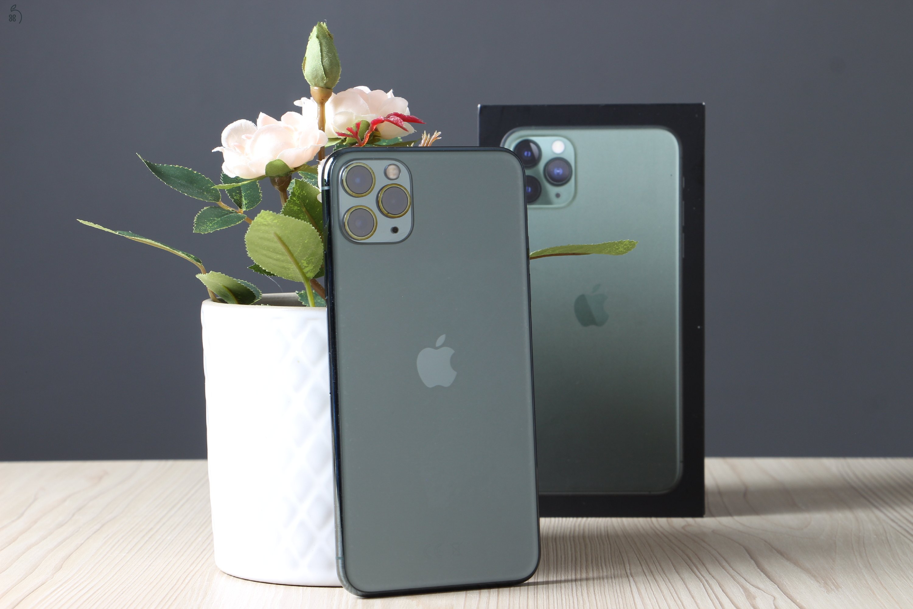 Apple iPhone 11 Pro Max 64GB Midnight Green A US-7572