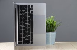 Apple Macbook Pro 13