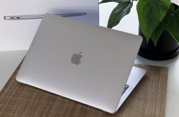 Hibátlan MacBook Air 2020 Silver M1 13”256GB 2 ÉV Garanciával