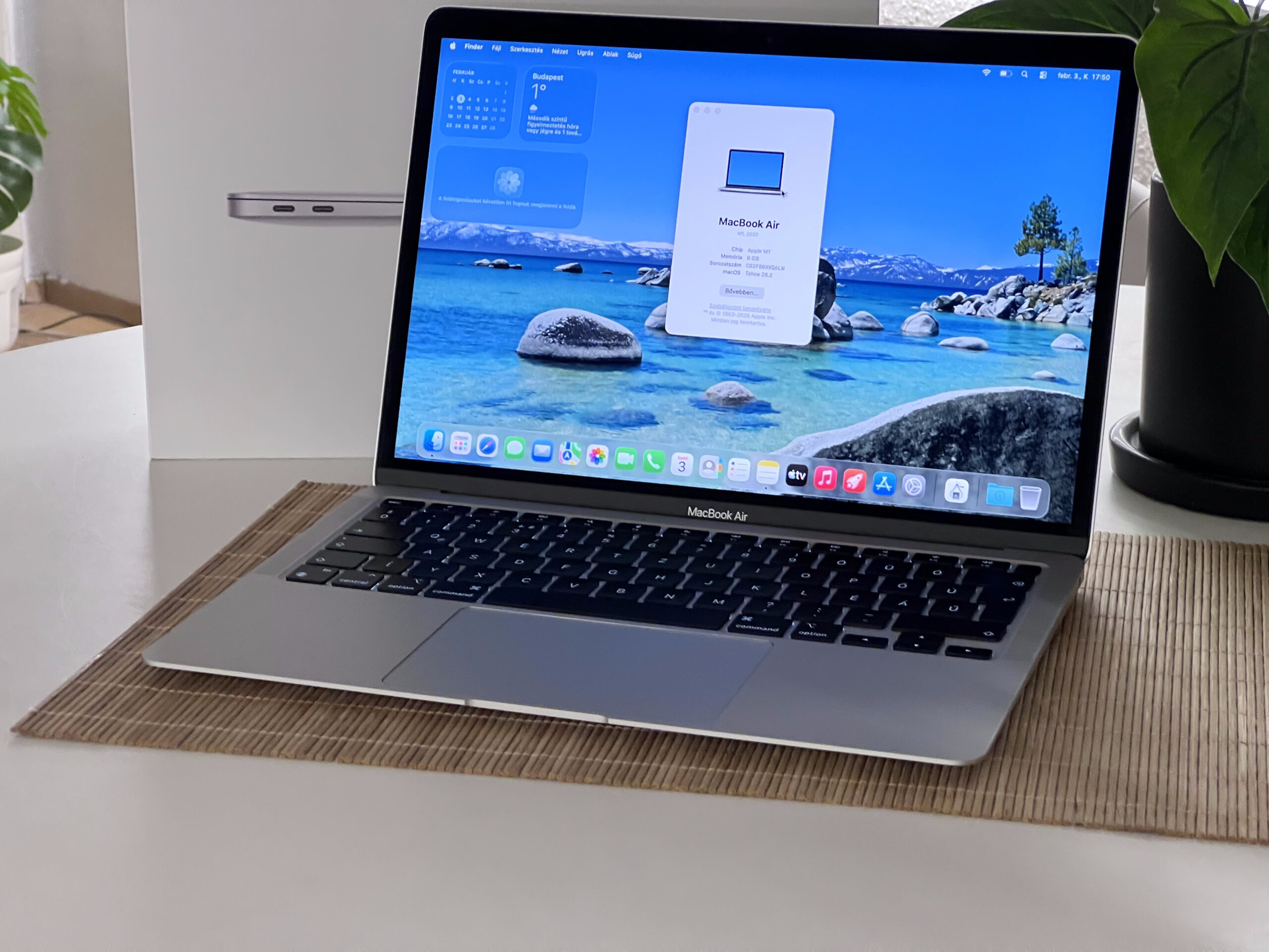 Hibátlan MacBook Air 2020 Silver M1 13”256GB 2 ÉV Garanciával