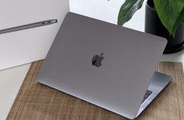 Hibátlan MacBook Air 2018 i5 13”128GB 2 ÉV Garanciával