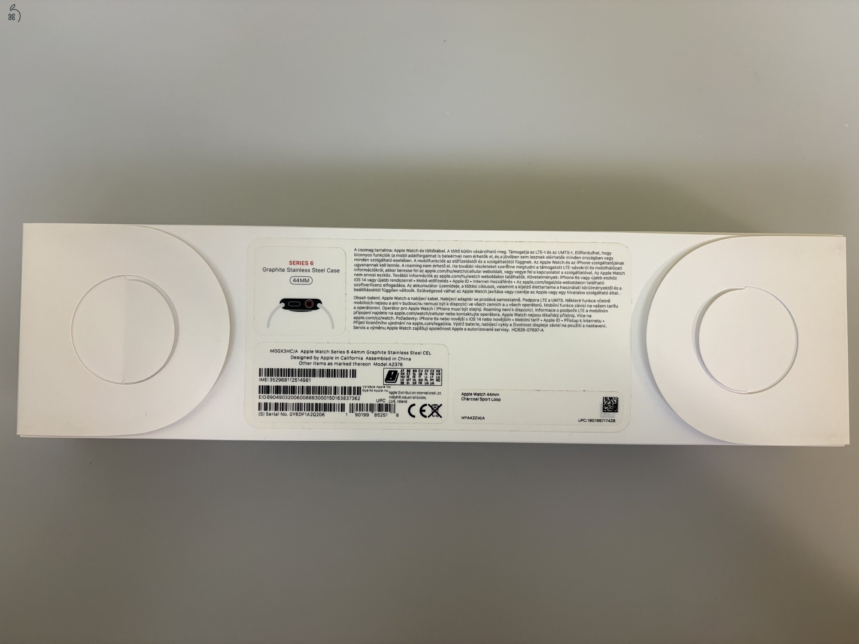 Apple Watch Series 6 44 mm Cellular (eSIM) grafit színű rozsdamentes acél tok, újszerű állapotban, minden kiegészítővel