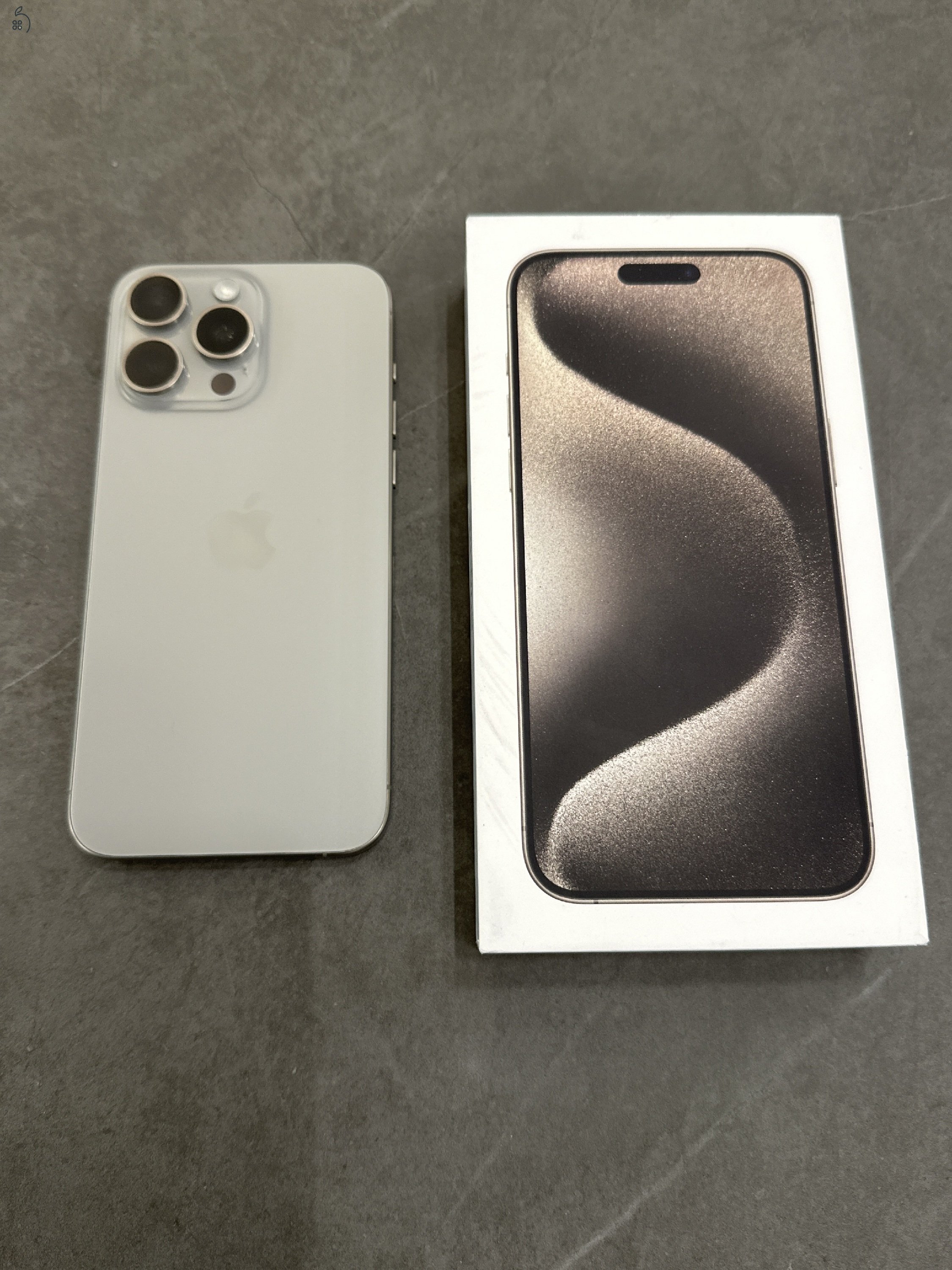 iPhone 15 Pro Max Natural Titanium 256 GB