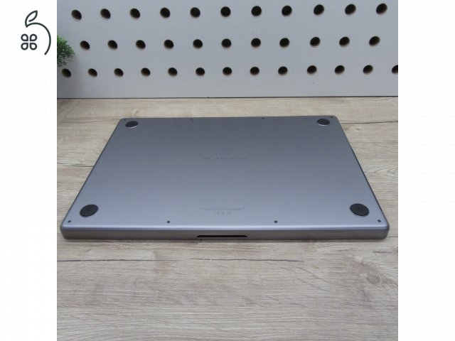 Apple MacBook Pro 16 (2021) 16GB / 512GB – használt, szép állapot – 82% akku 353 ciklus