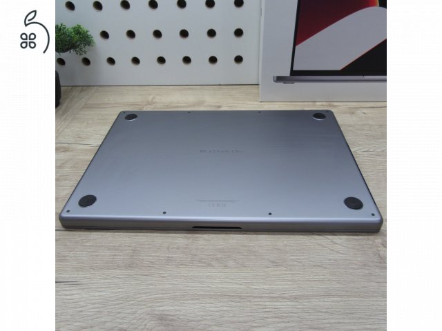 Apple MacBook Pro 16 (2021) 16GB / 1TB – használt, szép állapot – 90% akku - 136 ciklus