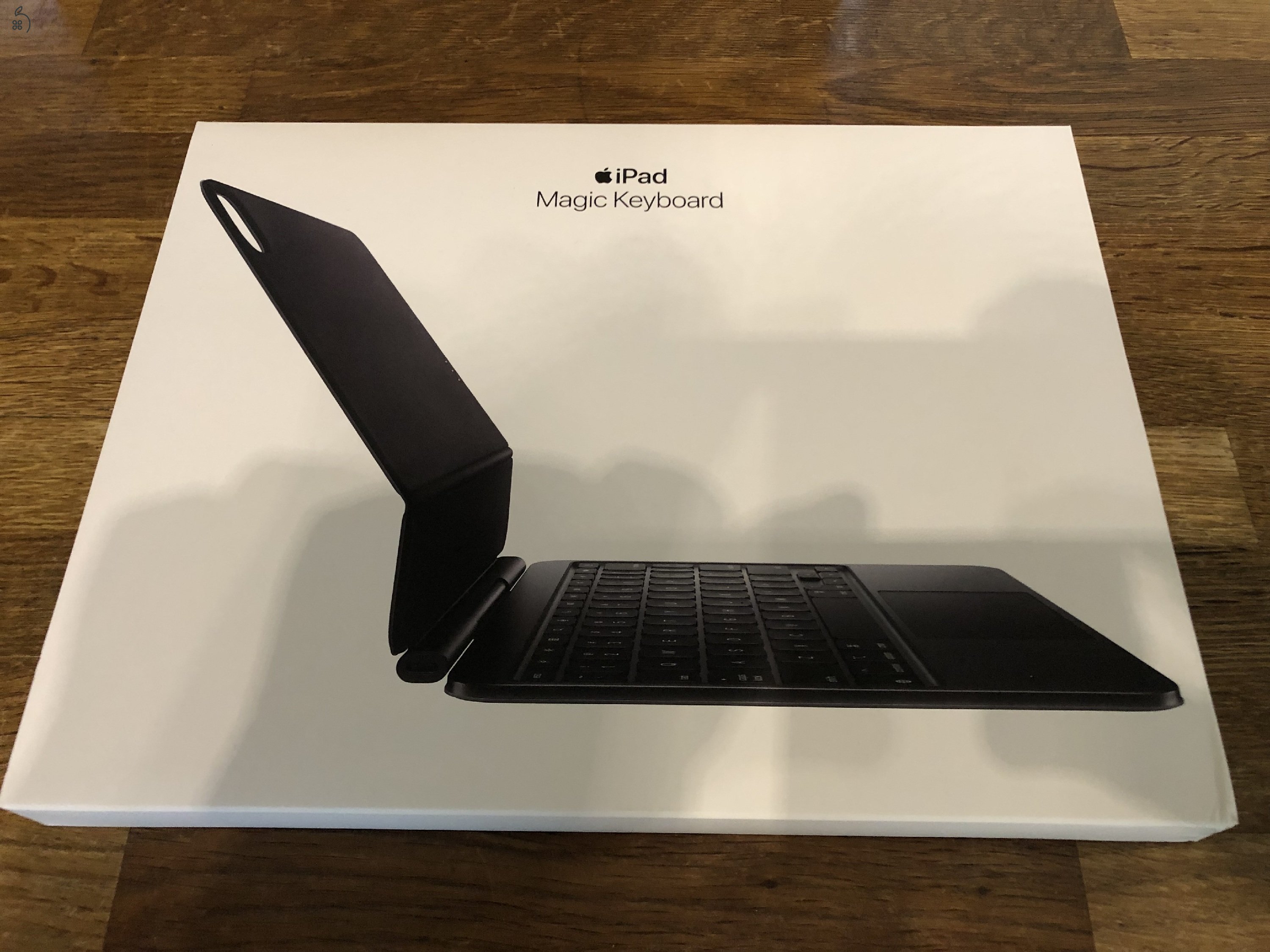 Magic Keyboard 11 hüvelykes iPad Próhoz (M4-M5) – magyar – fekete 