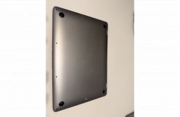 MacBook Pro, 13,3, Retina, 2022, M2, 8GB, 256GB