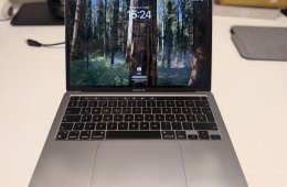MacBook Pro, 13,3, Retina, 2022, M2, 8GB, 256GB