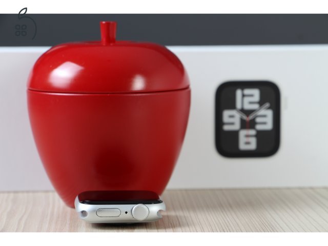 Apple Watch SE 40mm WiFi Ezüst - US-007688