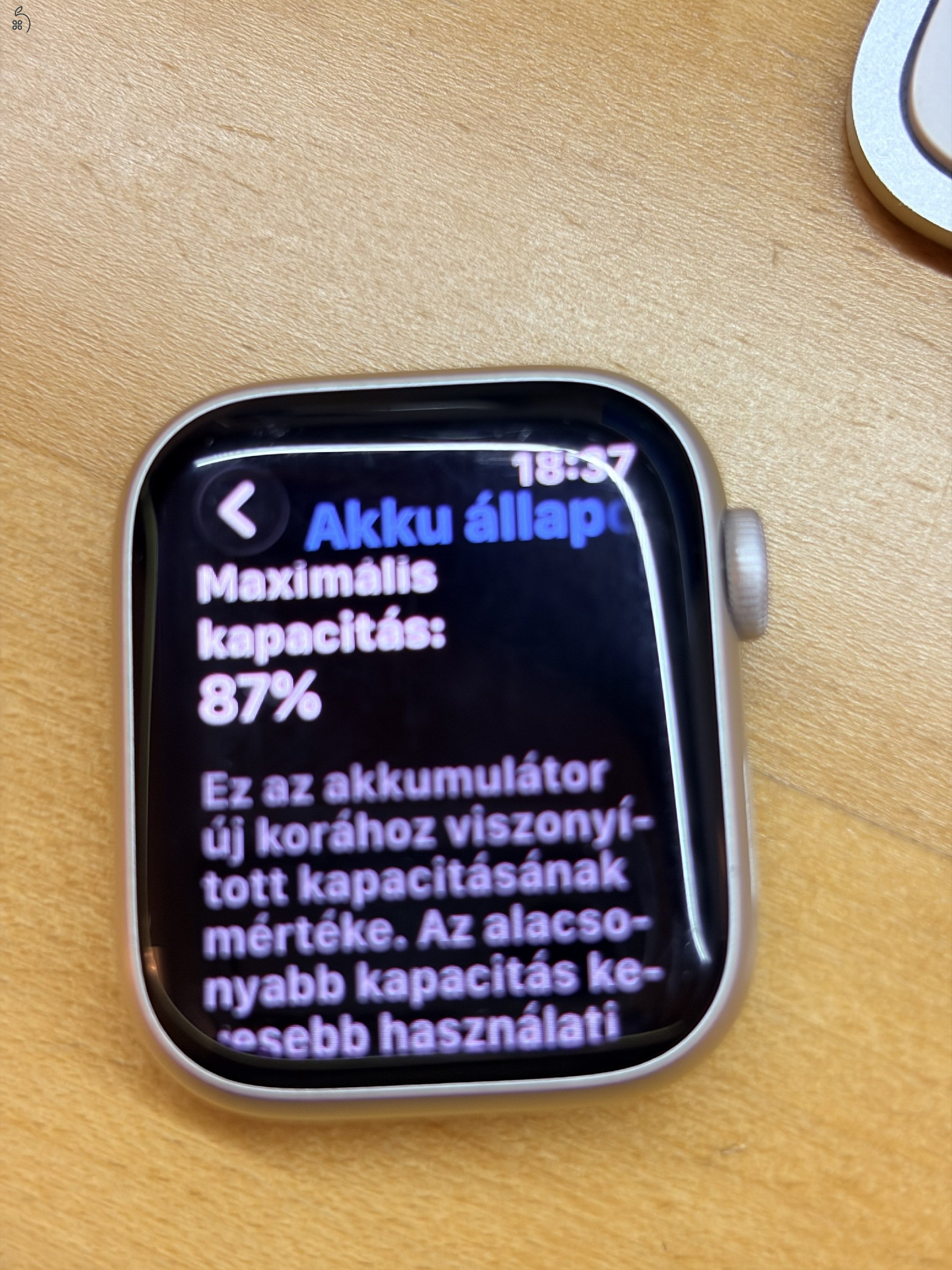 Apple Watch 8 cellular , GPS
