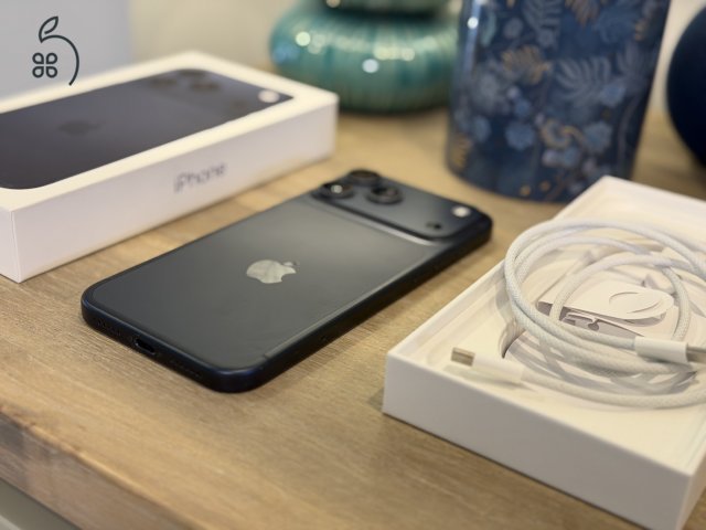 iPhone 17 Pro Max 256GB – Makulátlan állapot, 100% Akku!