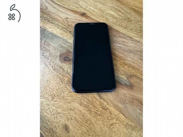 iPhone XR fekete, új aksival