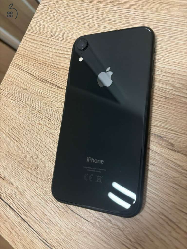 iPhone XR fekete, új aksival