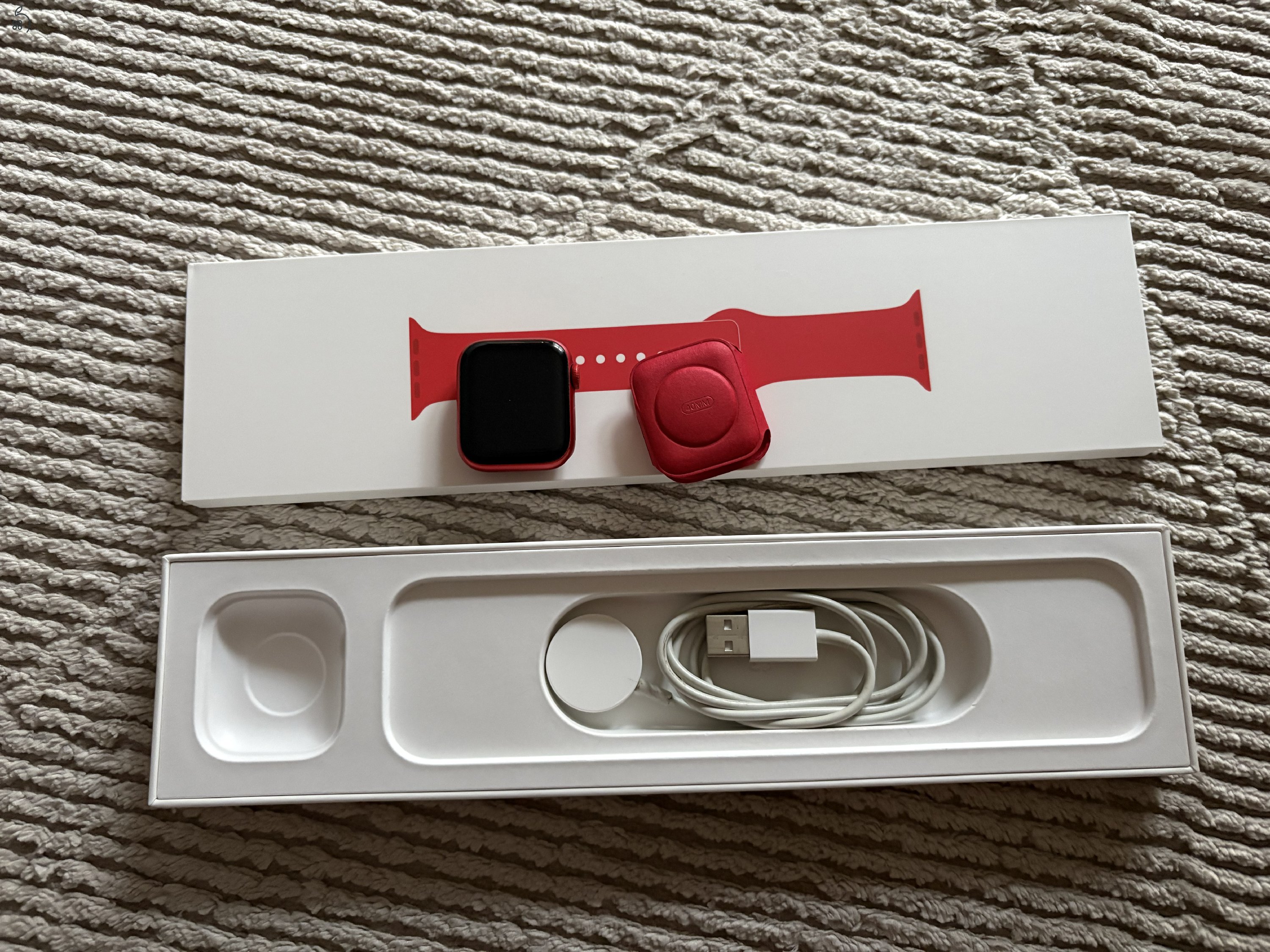 Apple Watch Series 6, 40mm, Red, szép állapotban eladó! 