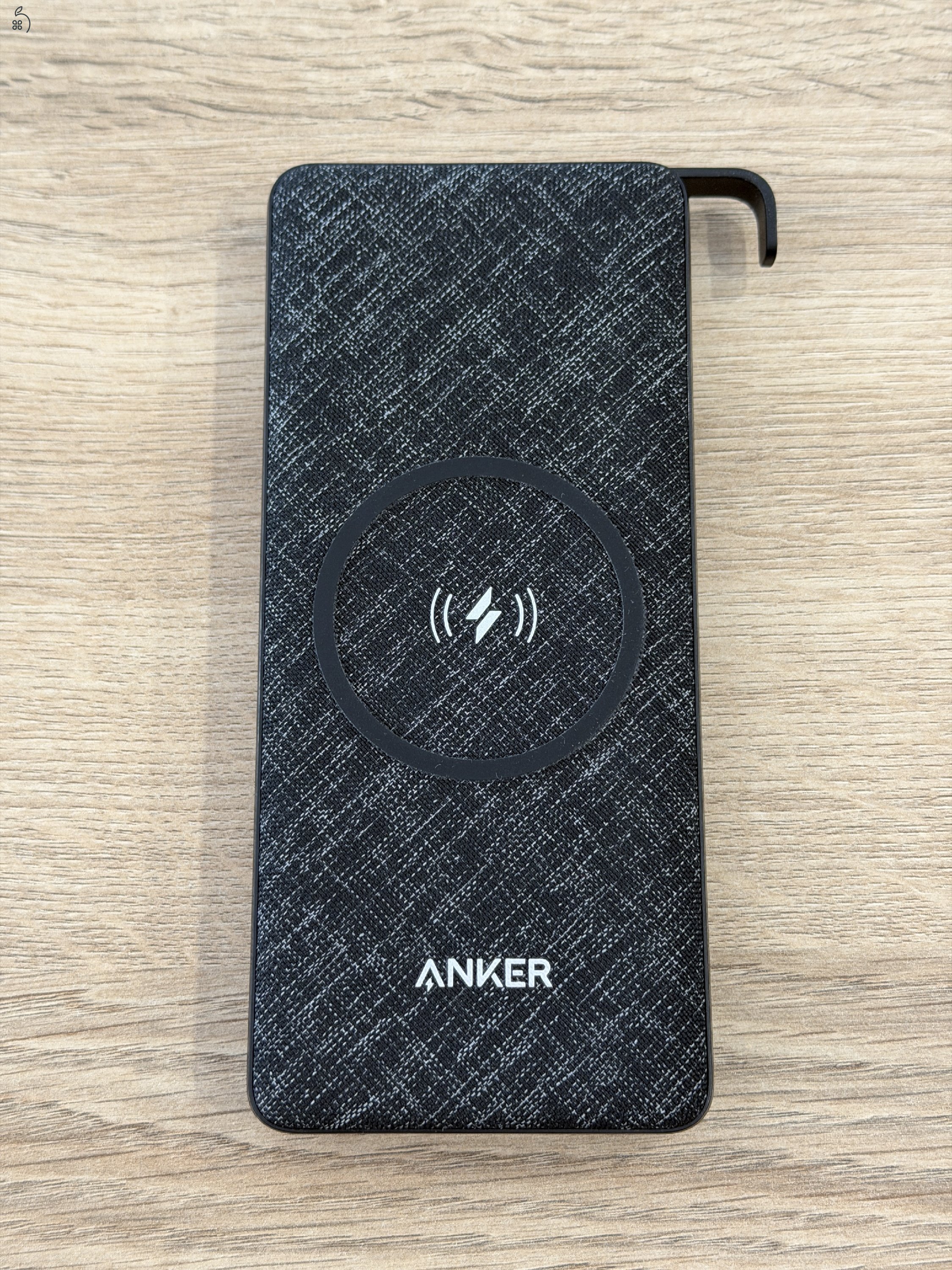 Anker PowerCore III 10K Wireless - Vezeték Nélküli Powerbank
