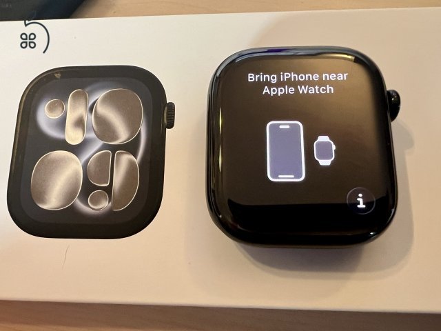 Watch Series 11 46mm Cellular 2027 januárig garanciális