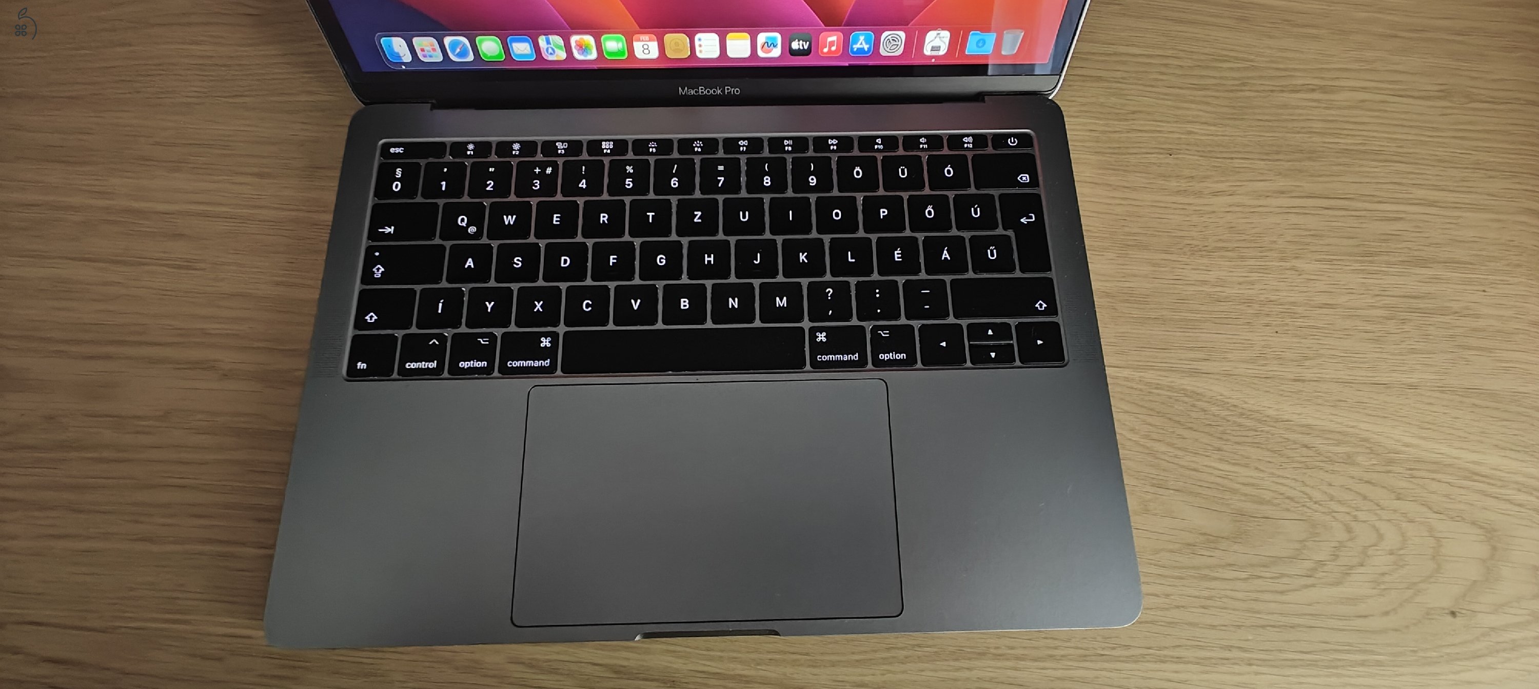 Eladó egy 2017-es MacBook Pro (13)