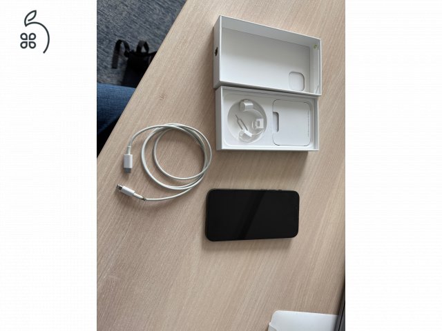 Szép állapotú iPhone 13, 128 GB, Zöld, 83%