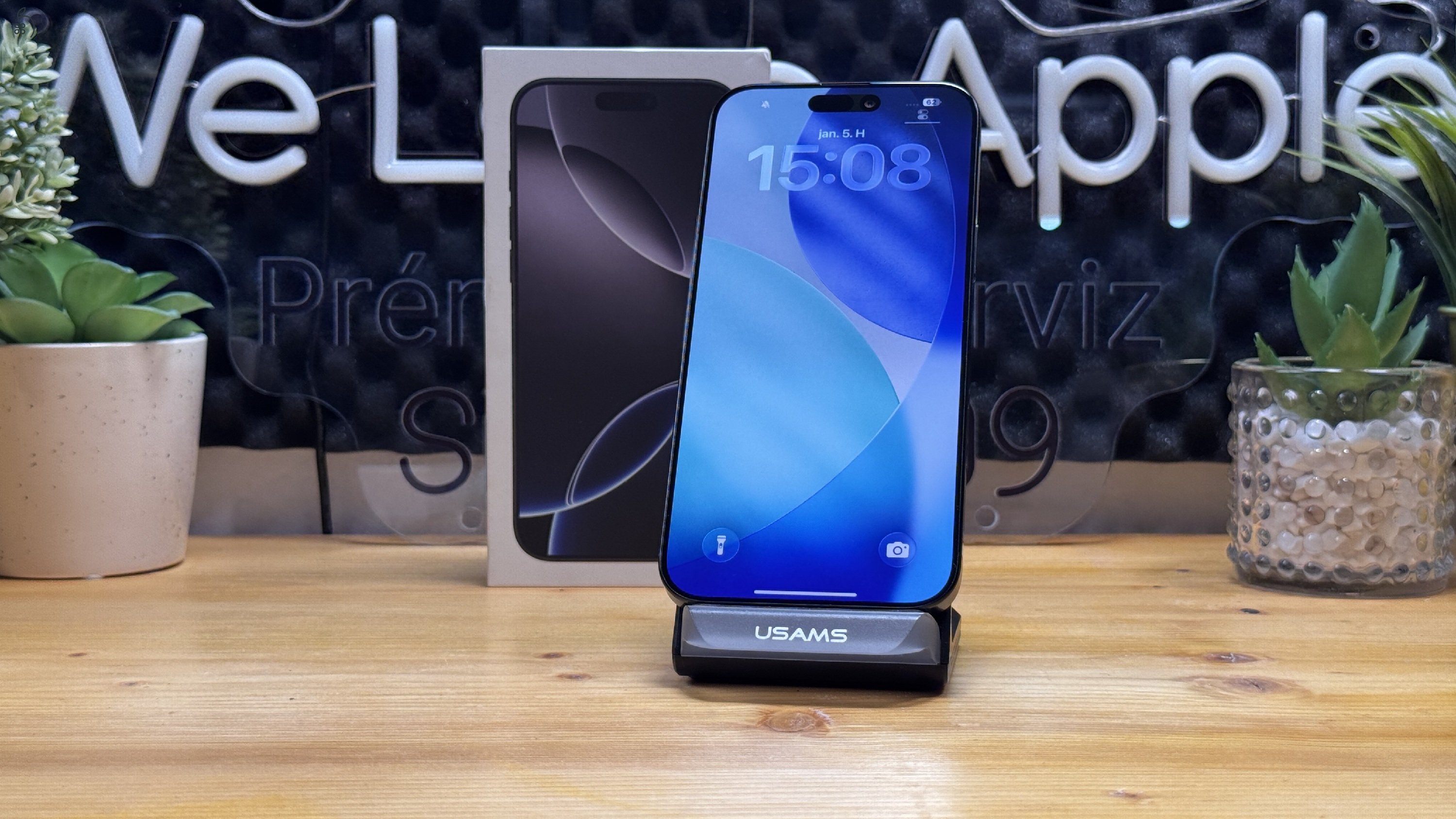 iPhone 16 Pro Max 256GB Fekete, Független - 1ÉV Garancia, Számla