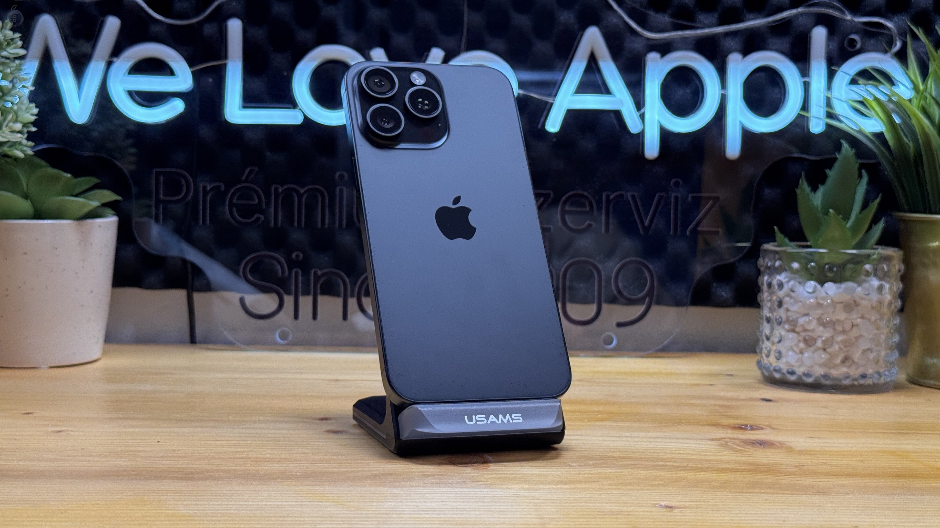 iPhone 15 Pro Max 512GB Fekete, Független - 1ÉV Garancia, Számla