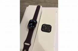 Apple Watch S11 Natúr Titán Cellural  42mm újszerű