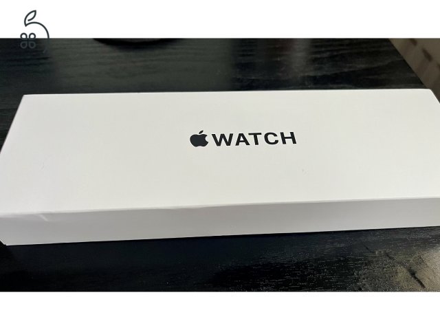 Teljesen új 44 mm es SE3 APple watch eladó