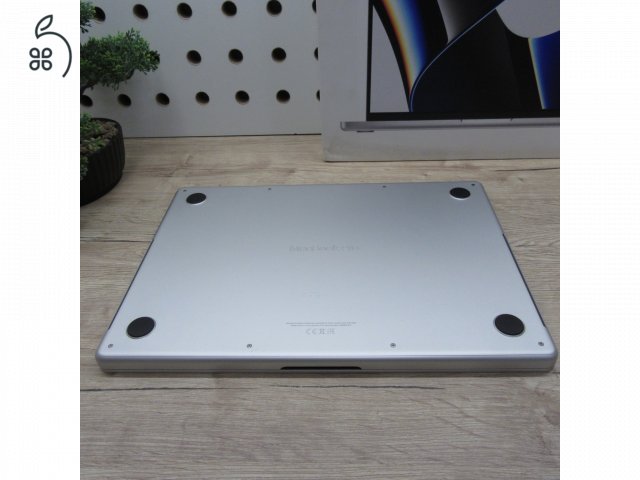Apple MacBook Pro 14 (2021) 16GB/1TB használt, karcmentes 90% akku, 294 ciklus