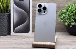 Hibátlan iPhone 15 Pro Max White Titanium 256GB 2 ÉV Garanciával 90%