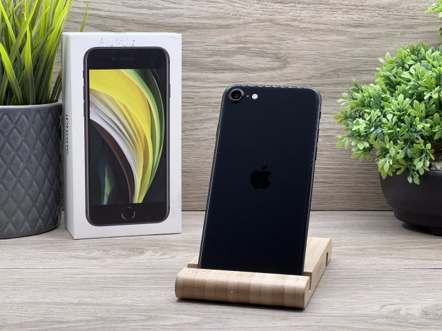 iPhone SE 2020 Black 128GB 2 ÉV Garanciával 100%