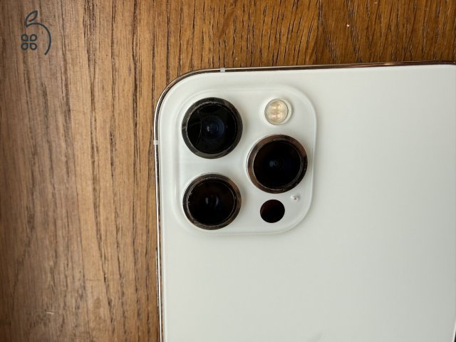 Iphone 12 Pro Max sérült de alkuképes