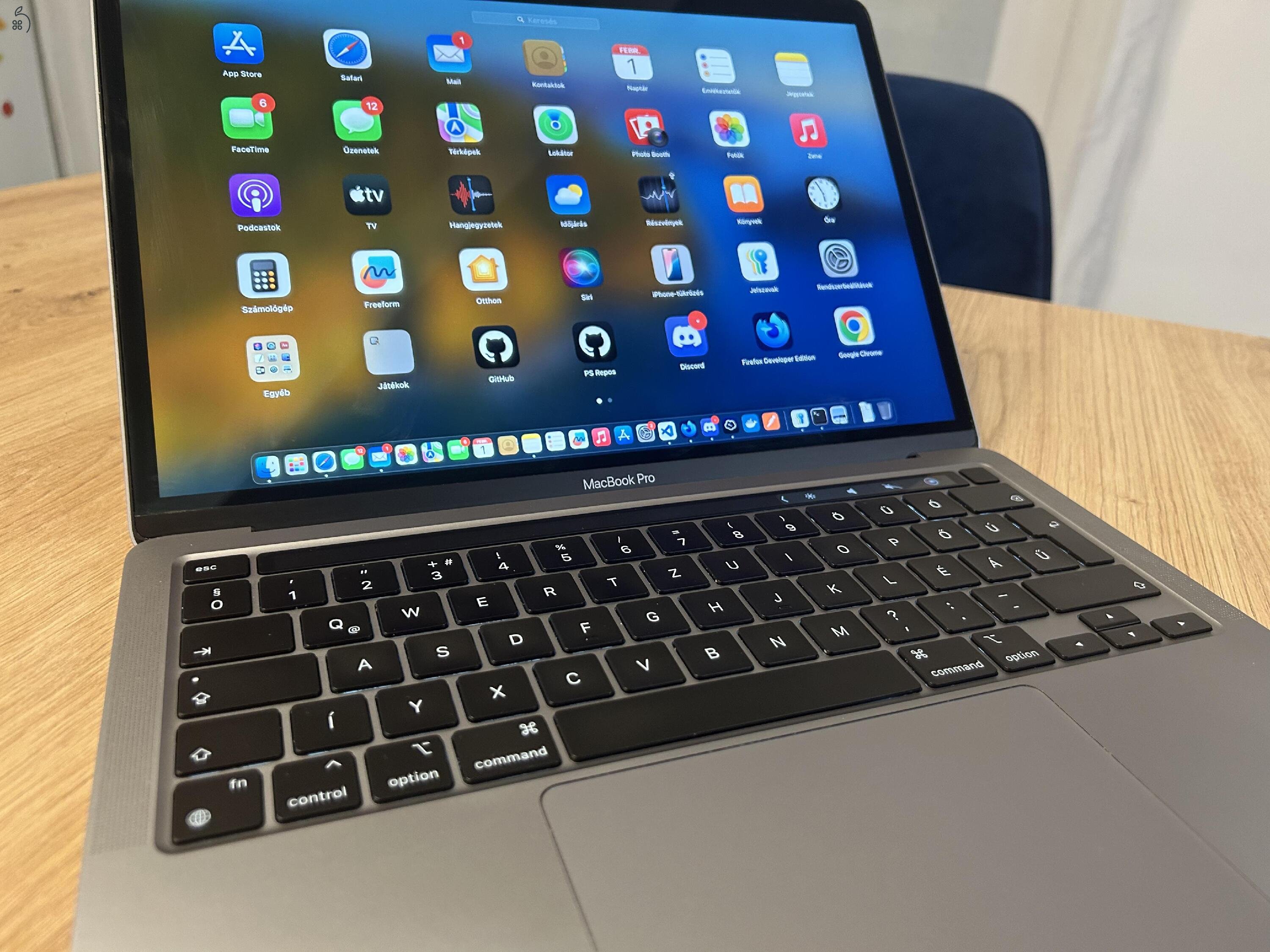 Apple MacBook Pro M1 – 8GB RAM / 256GB SSD