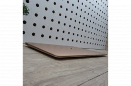Apple MacBook Air 13 (2020) M1 8GB/256GB – használt, szép állapot – 87% akku (317 ciklus)