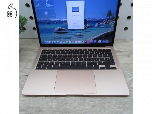 Apple MacBook Air 13 (2020) M1 8GB/256GB – használt, szép állapot – 87% akku (317 ciklus)