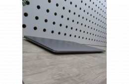 Apple MacBook Air 13 (2020) M1 8GB/500GB – használt, megkímélt – 82% akku