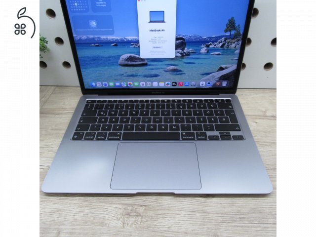 Apple MacBook Air 13 (2020) M1 8GB/500GB – használt, megkímélt – 82% akku
