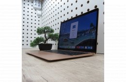 Apple MacBook Air 13 (2020) M1 8GB/256GB – használt, megkímélt – 85% akku (258 ciklus)