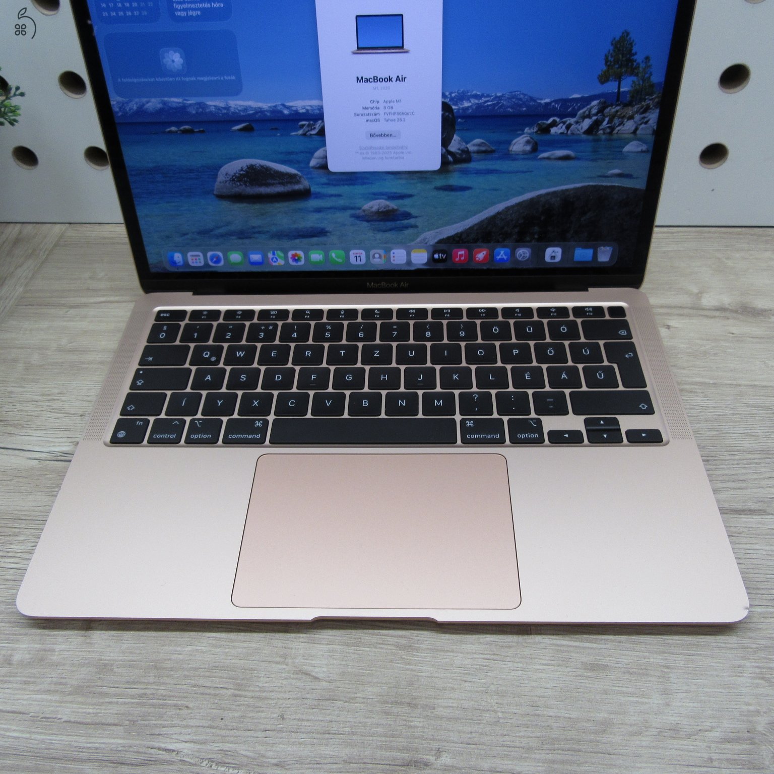 Apple MacBook Air 13 (2020) M1 8GB/256GB – használt, megkímélt – 85% akku (258 ciklus)